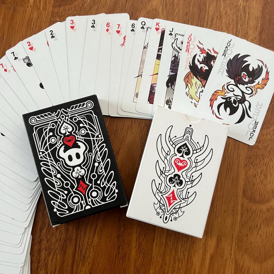 Hollow Knight Standard Poker C - огляд і ціна Board Game Movie